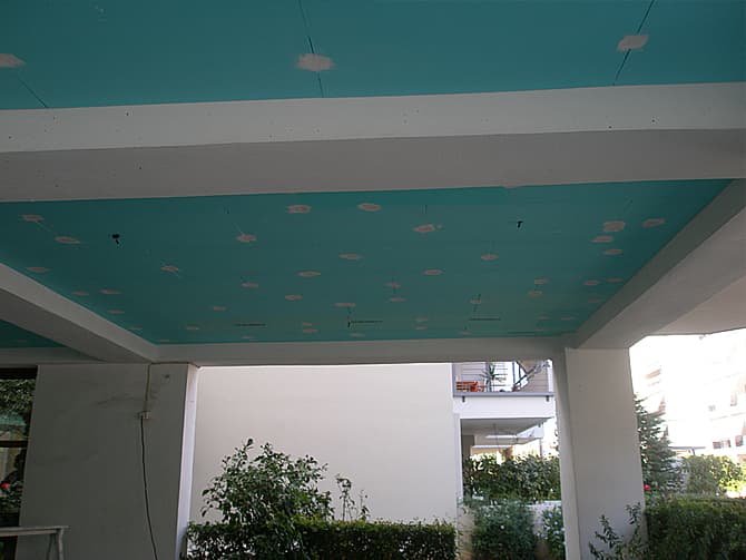 Μόνωση Πυλωτής